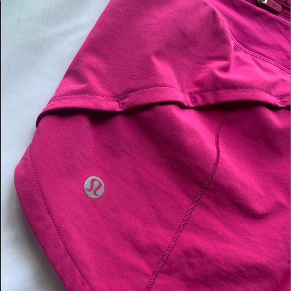 lululemon ripened raspberry MR short 4” - Picture 3 of 5